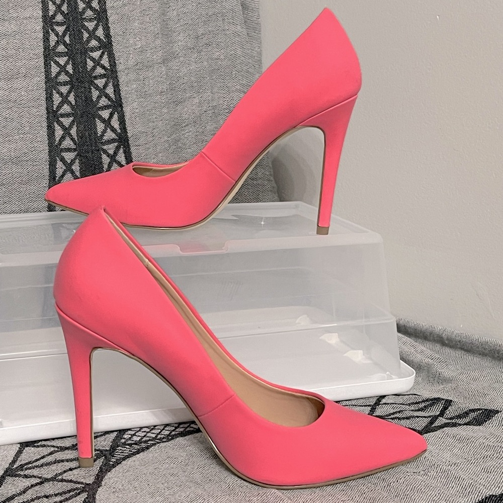 Hot Pink Mix No. 6 “LILL” heels